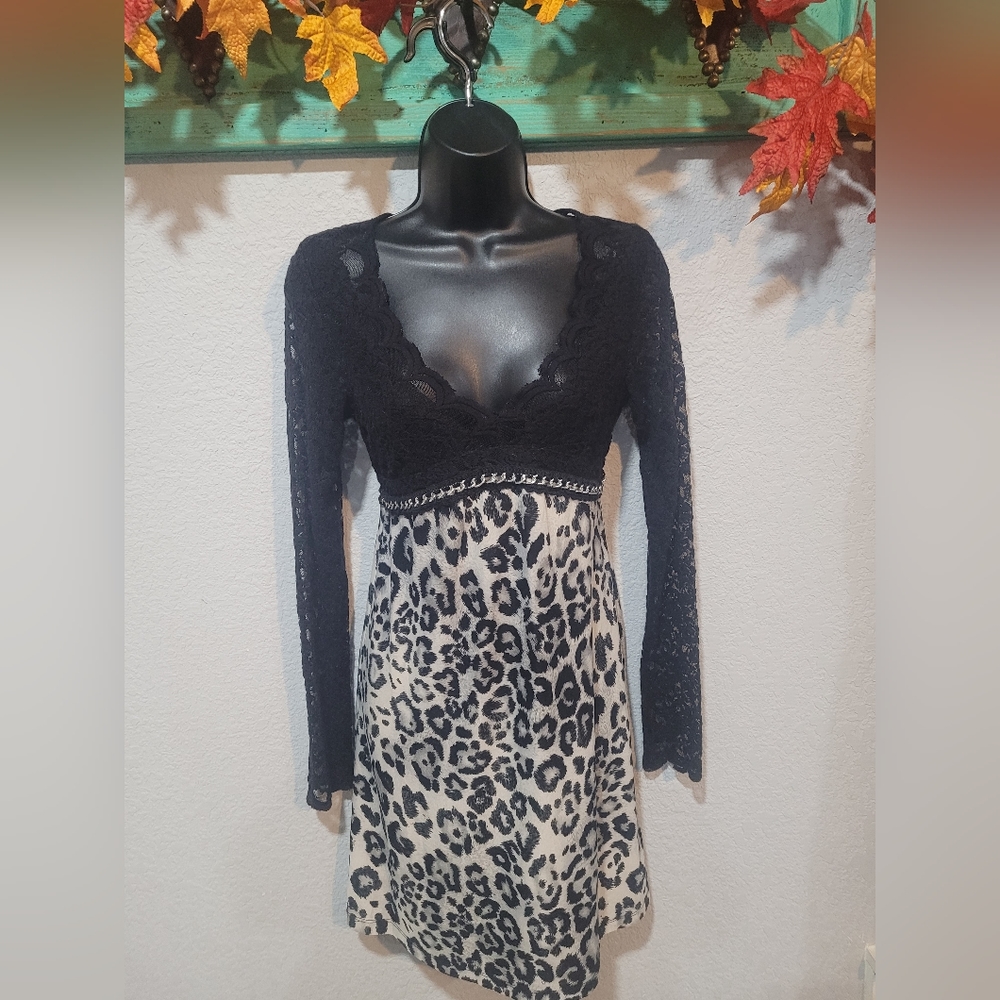 Super sexy dress with lacey details